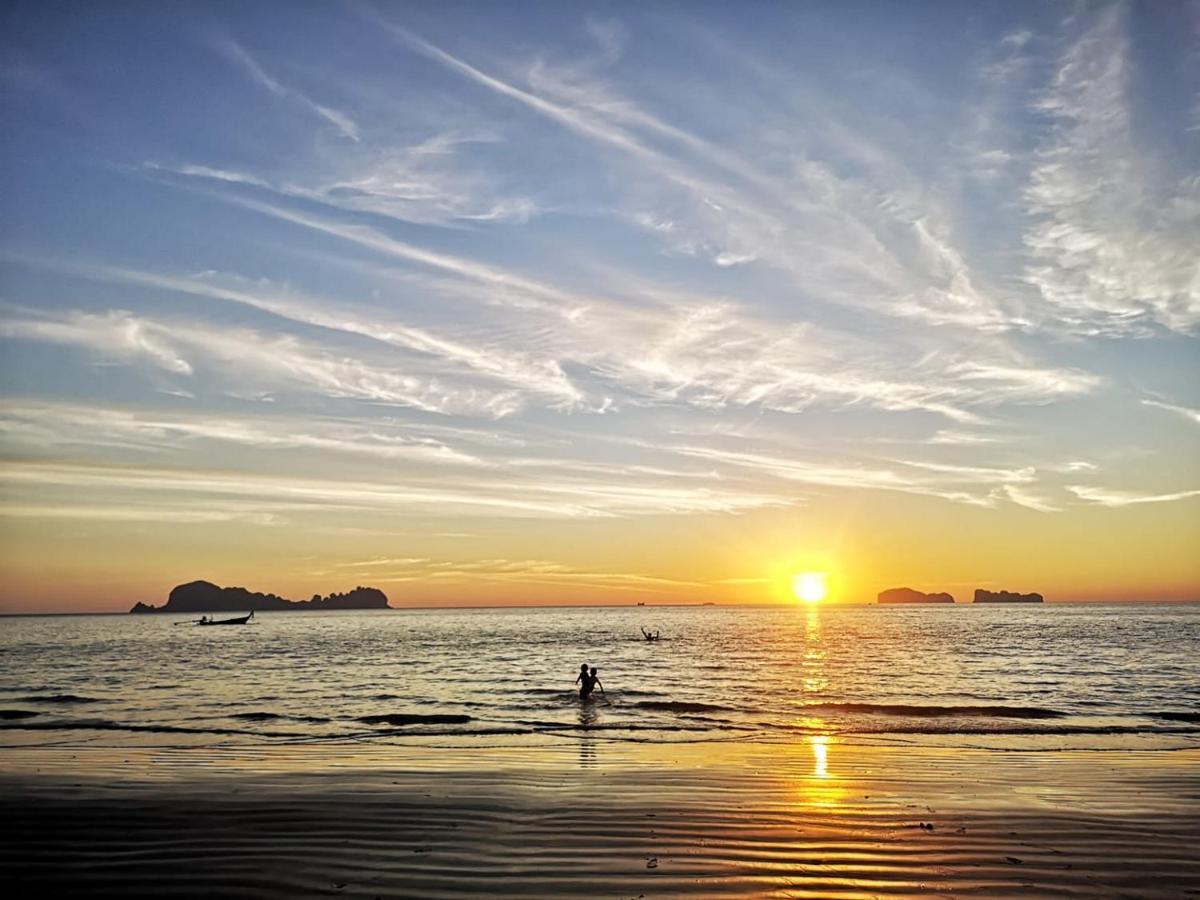 Sukorn Andaman Beach Resort Ko Sukon Eksteriør bilde